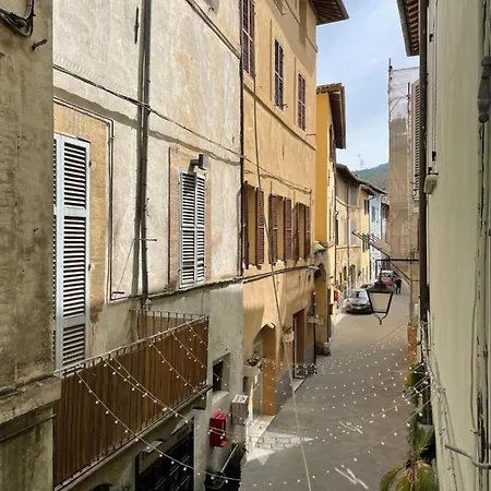 Appartamento Di Via Macello Vecchio Spoleto Exterior photo